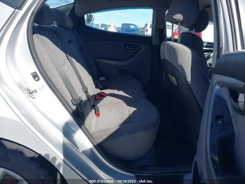 2016 HYUNDAI ELANTRA SE - KMHDH4AE8GU581838