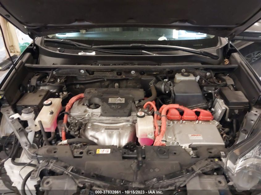 2018 TOYOTA RAV4 HYBRID LE - JTMRJREV5JD242824