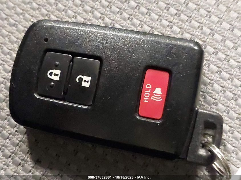 2018 TOYOTA RAV4 HYBRID LE - JTMRJREV5JD242824