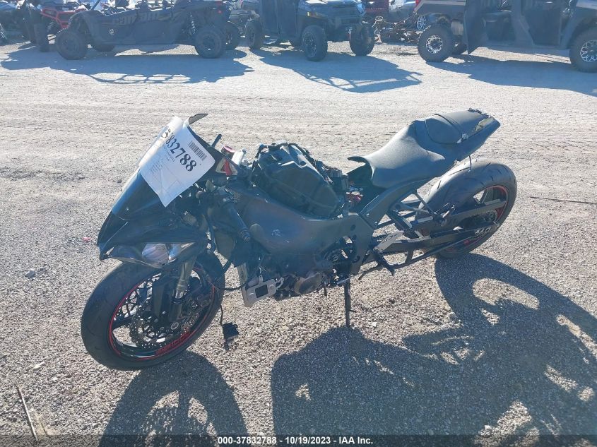 2011 KAWASAKI ZX1000 J JKAZXCJ16BA001608