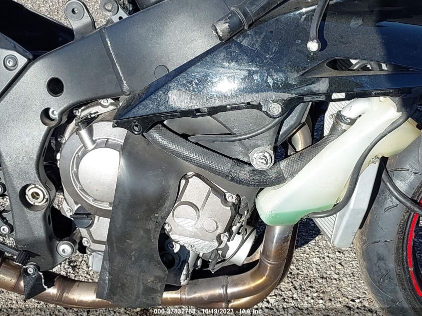 2011 KAWASAKI ZX1000 J JKAZXCJ16BA001608