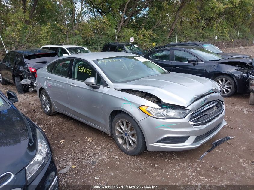 2017 FORD FUSION SE - 3FA6P0H71HR196880