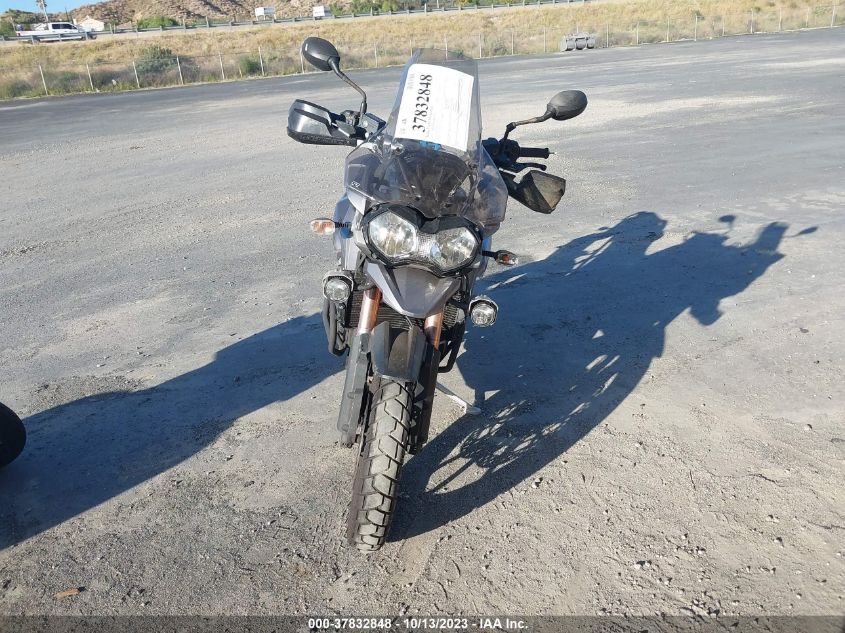2013 TRIUMPH MOTORCYCLE TIGER EXPLORER SMTF02XK2DJ556972