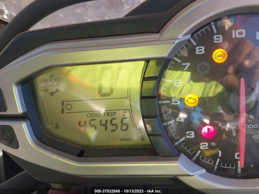 2013 TRIUMPH MOTORCYCLE TIGER EXPLORER SMTF02XK2DJ556972