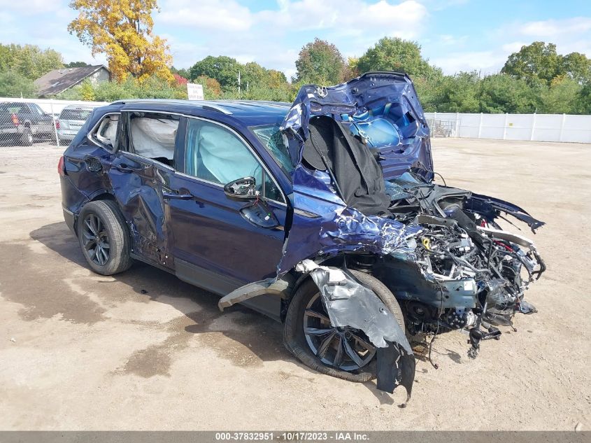 2022 VOLKSWAGEN TIGUAN SE - 3VV2B7AX8NM100571