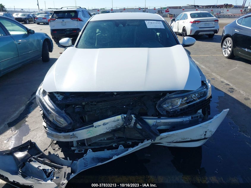VIN 1HGCV1F34JA186497 2018 HONDA ACCORD SEDAN SPORT 1.5T