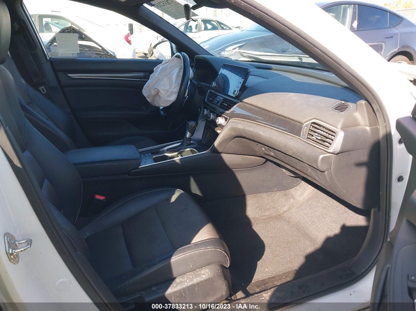 VIN 1HGCV1F34JA186497 2018 HONDA ACCORD SEDAN SPORT 1.5T