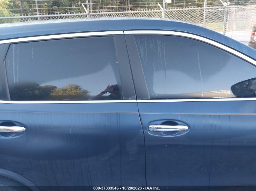 2015 NISSAN ROGUE S - KNMAT2MT6FP560018