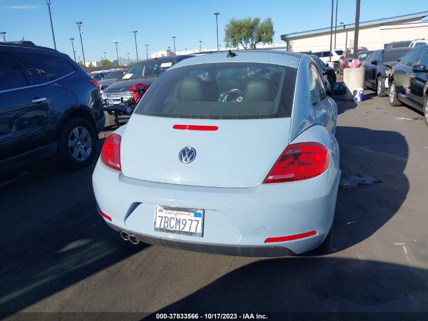2013 VOLKSWAGEN BEETLE COUPE 2.5L W/SUN/SOUND/NAV - 3VWJP7AT8DM693529