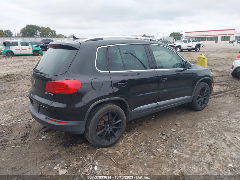 2013 VOLKSWAGEN TIGUAN SE W/SUNROOF & NAV - WVGAV3AX3DW586159