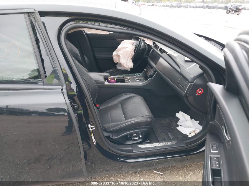 2017 JAGUAR XF S - SAJBM4BV8HCY51245