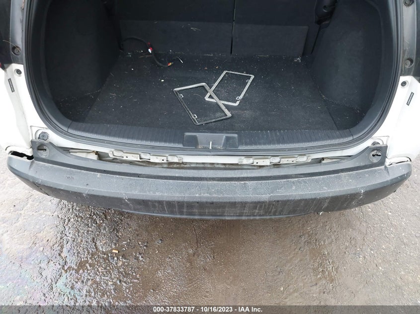 VIN 3CZRU6H32JM722964 2018 HONDA HR-V LX