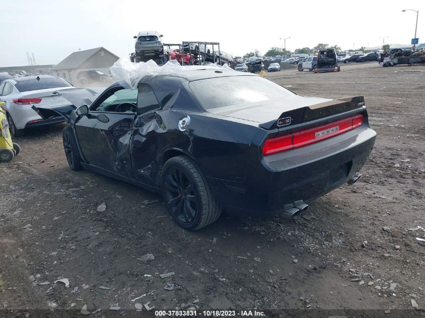 2013 DODGE CHALLENGER SRT8 - 2C3CDYCJXDH652196