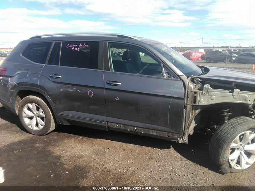 VIN 1V2KR2CA8JC565870 2018 VOLKSWAGEN ATLAS 3.6L V6 SE