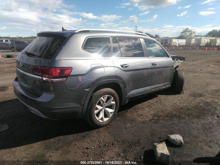 VIN 1V2KR2CA8JC565870 2018 VOLKSWAGEN ATLAS 3.6L V6 SE