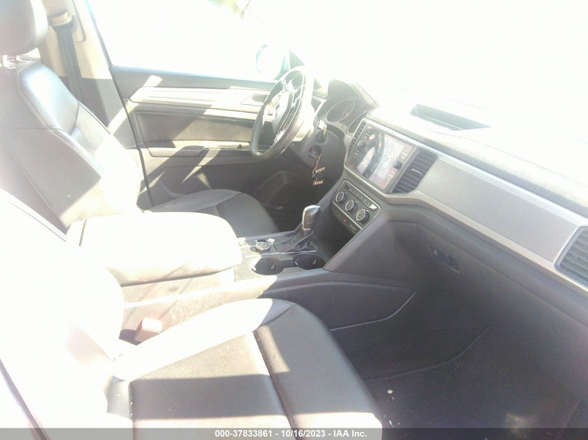 VIN 1V2KR2CA8JC565870 2018 VOLKSWAGEN ATLAS 3.6L V6 SE