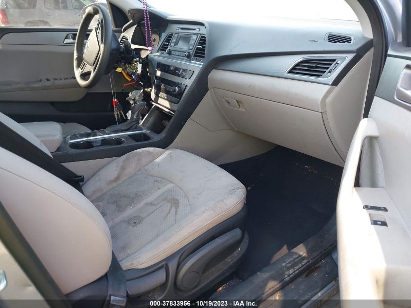 2015 HYUNDAI SONATA SE - 5NPE24AF5FH051354