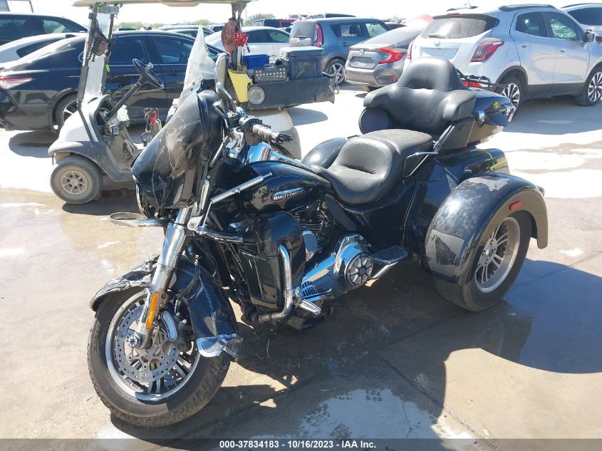 2015 HARLEY-DAVIDSON FLHTCUTG TRI GLIDE ULTRA 1HD1MAL15FB855243