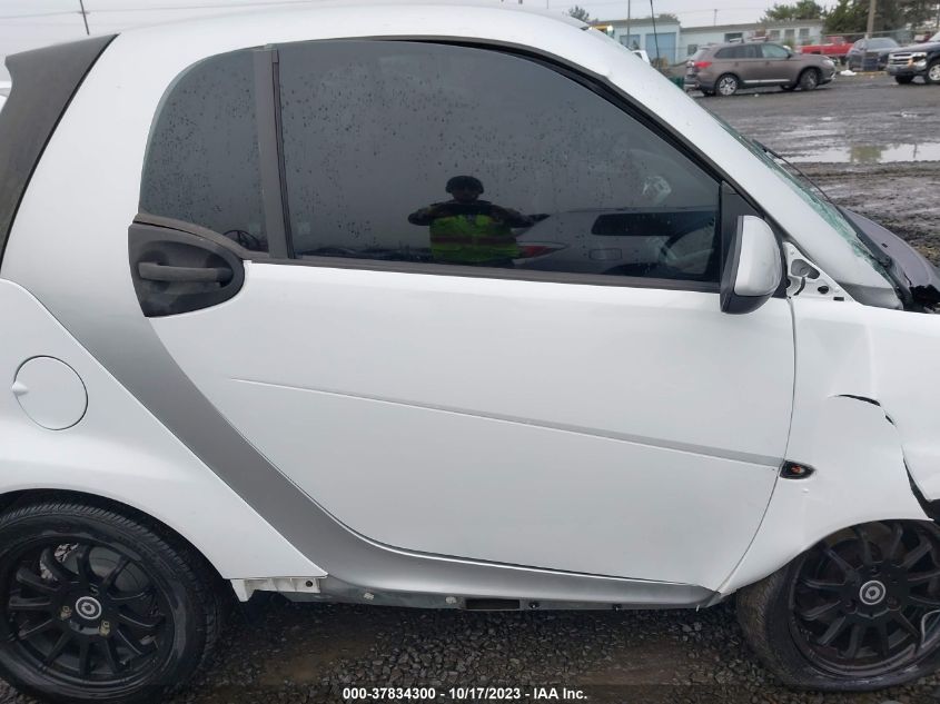 2013 SMART FORTWO PURE/PASSION WMEEJ3BA9DK687243