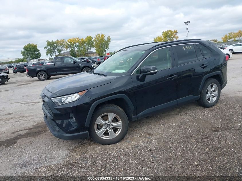 VIN JTMP1RFV3MD074076 2021 TOYOTA RAV4 XLE