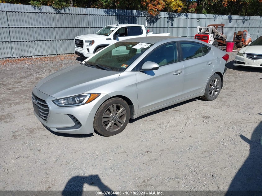 VIN 5NPD84LF6HH139372 2017 HYUNDAI ELANTRA SE