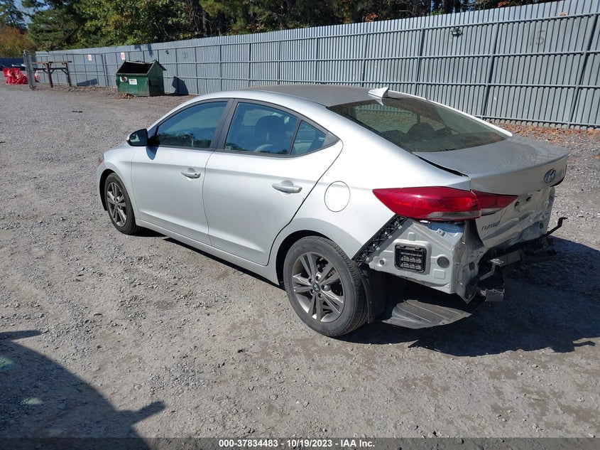 VIN 5NPD84LF6HH139372 2017 HYUNDAI ELANTRA SE
