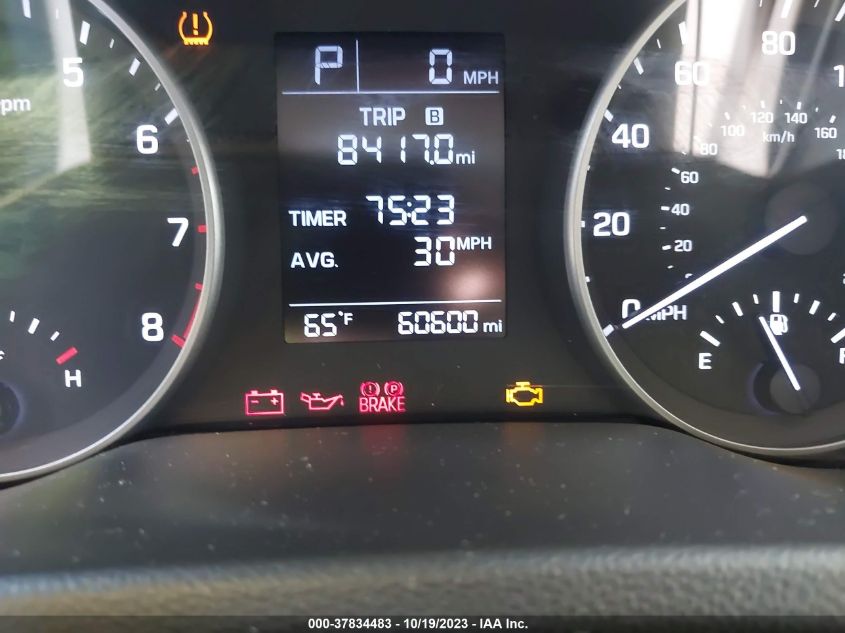 VIN 5NPD84LF6HH139372 2017 HYUNDAI ELANTRA SE