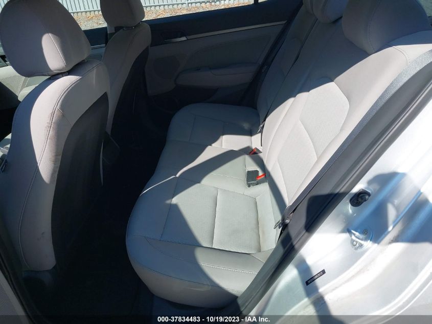 VIN 5NPD84LF6HH139372 2017 HYUNDAI ELANTRA SE