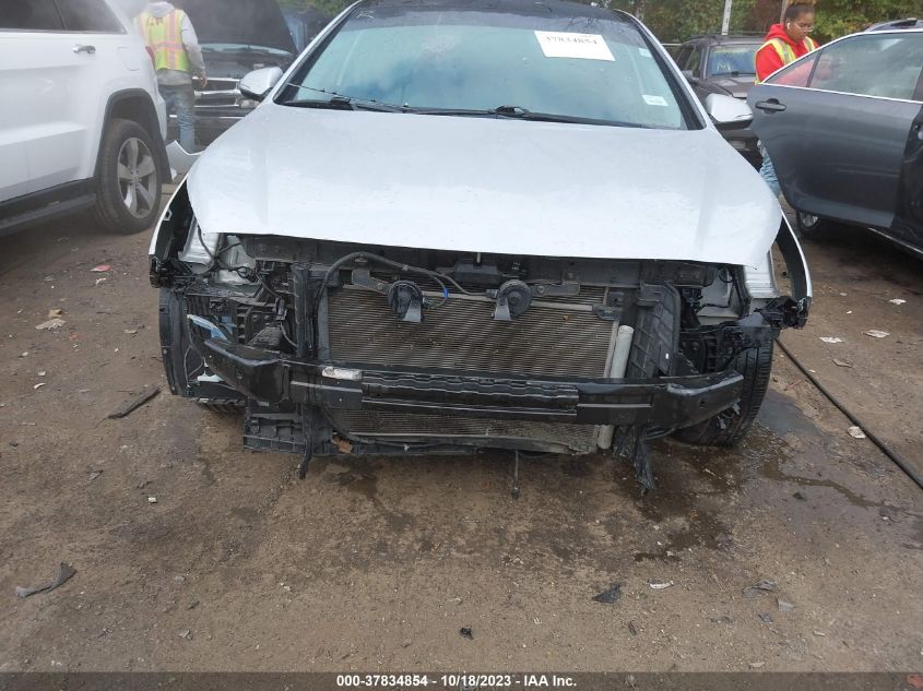 2015 HYUNDAI SONATA 2.4L LIMITED - 5NPE34AF9FH083611