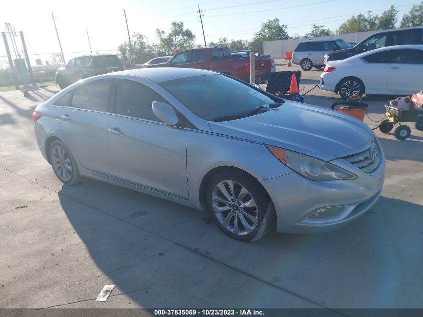 2013 HYUNDAI SONATA SE - 5NPEC4AC5DH759586