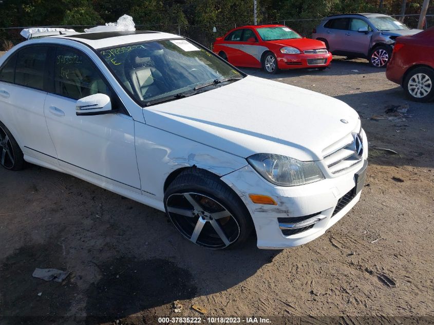 2013 MERCEDES-BENZ C 250 SPORT/LUXURY WDDGF4HB2DR264080