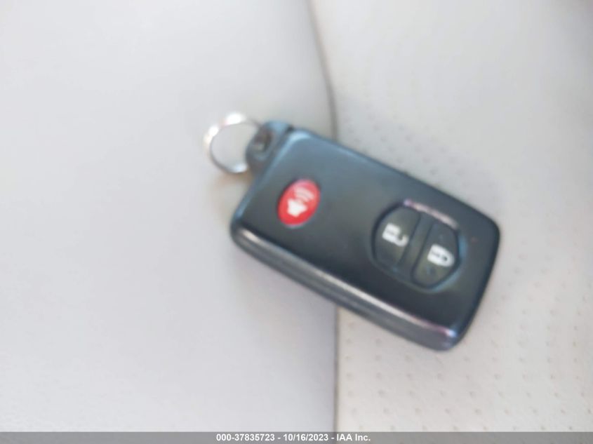 2014 TOYOTA PRIUS FOUR/FIVE/THREE/ONE/TWO - JTDKN3DU2E0360158