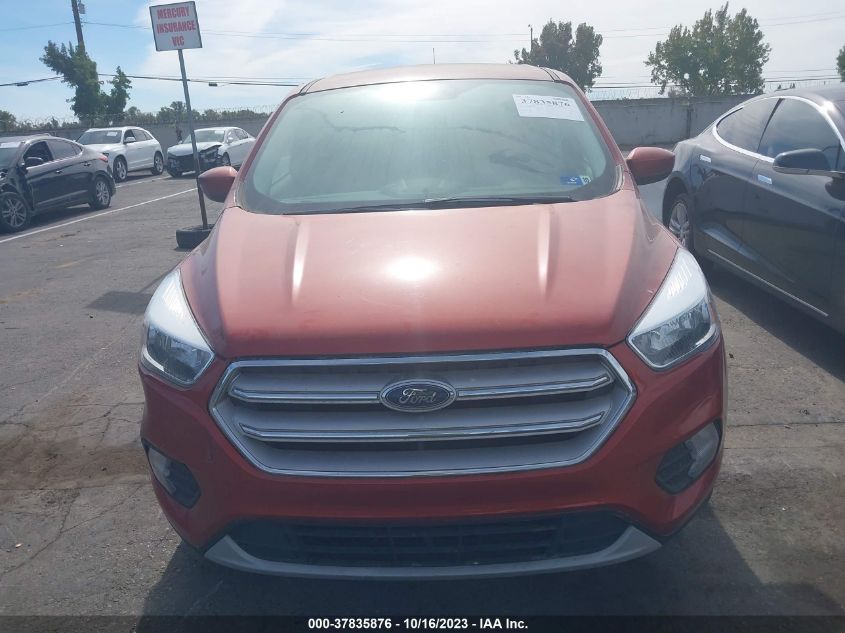 2019 FORD ESCAPE SE - 1FMCU9GD3KUB30540