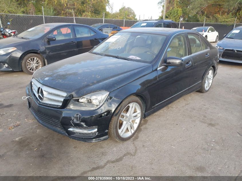 2013 MERCEDES-BENZ C 250 SPORT/LUXURY WDDGF4HB4DR262525