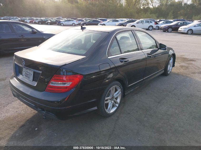 2013 MERCEDES-BENZ C 250 SPORT/LUXURY WDDGF4HB4DR262525