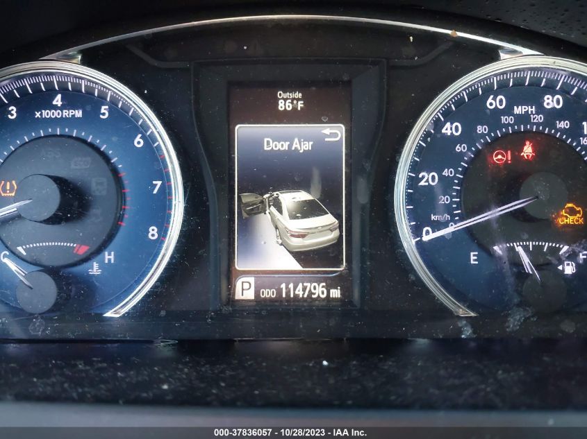 2016 TOYOTA CAMRY XLE/SE/LE/XSE - 4T1BF1FK8GU159076