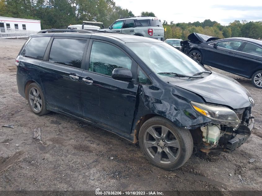 2017 TOYOTA SIENNA SE - 5TDXZ3DCXHS882541