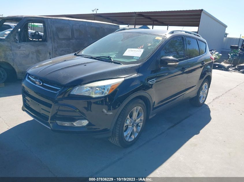 1FMCU0J97GUB07074 2016 FORD ESCAPE, photo no. 2