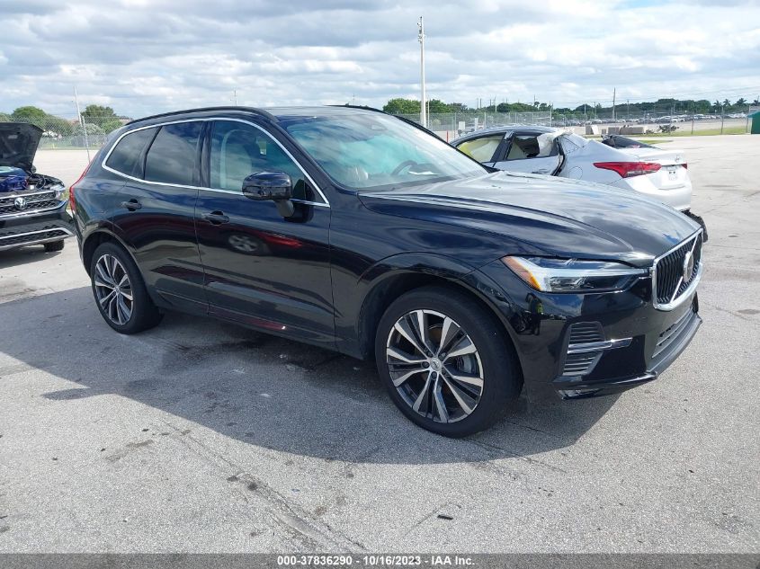 YV4L12DK1N1961514 VOLVO XC60 MOMENTUM 2022