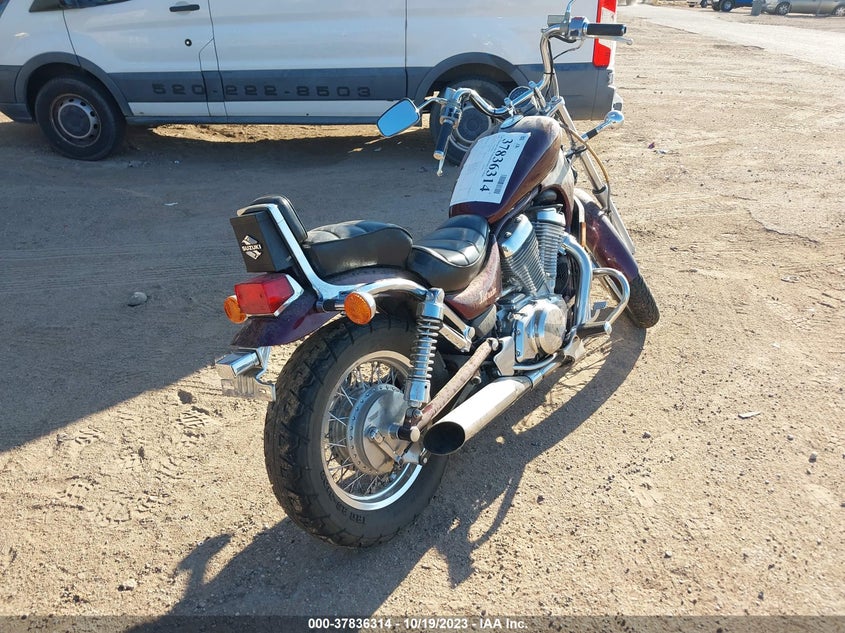 1987 Suzuki Vs700   Maroon vin: JS1VP51A7H2100970