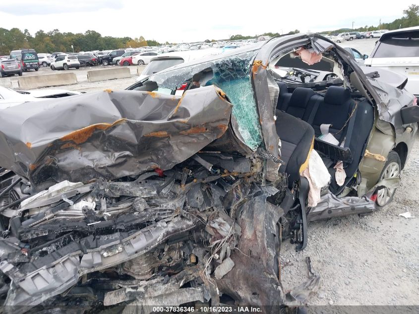 2016 TOYOTA CAMRY XLE/SE/LE/XSE - 4T1BF1FK0GU260712