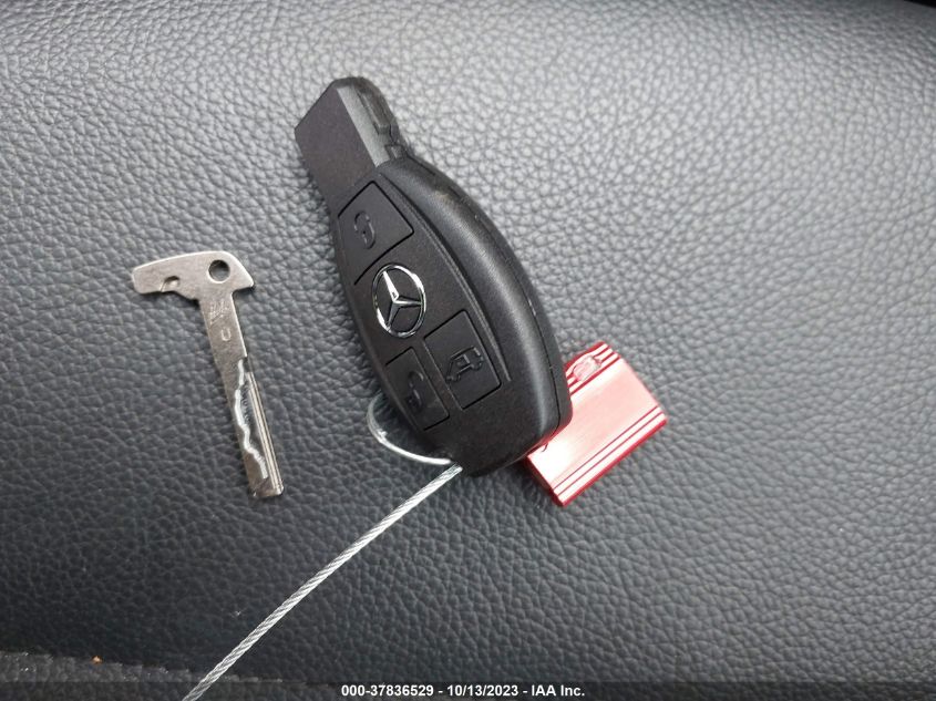 2016 MERCEDES-BENZ METRIS PASSENGER VAN WD4PG2EE9G3136667