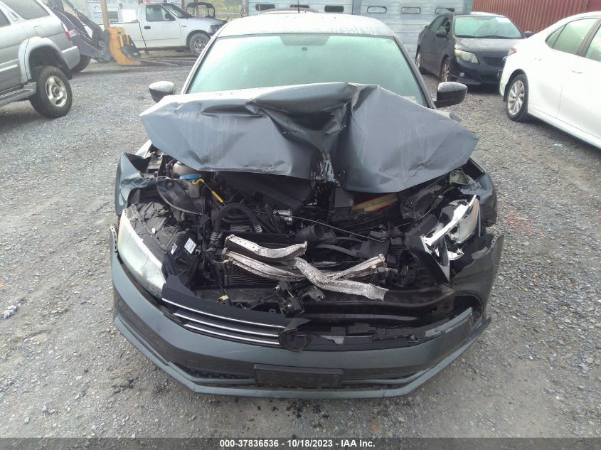 2016 VOLKSWAGEN JETTA SEDAN 1.8T SPORT - 3VWD17AJ4GM410352