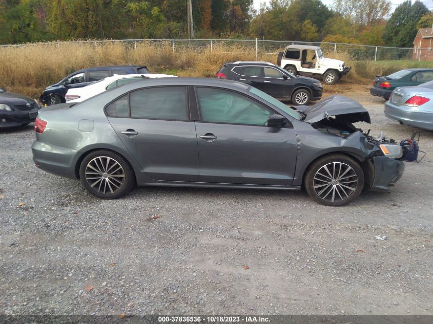 2016 VOLKSWAGEN JETTA SEDAN 1.8T SPORT - 3VWD17AJ4GM410352