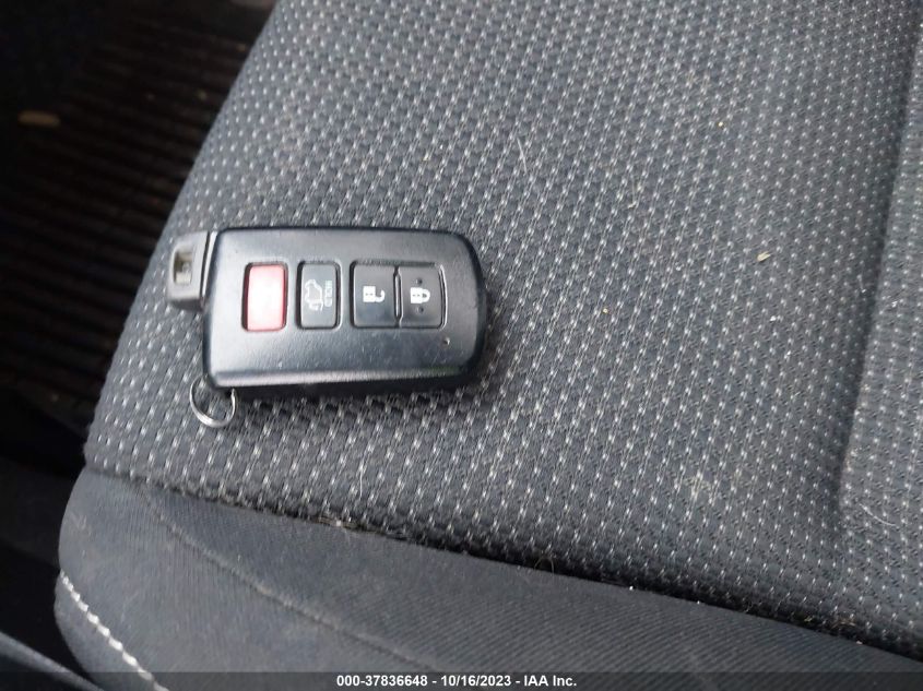 2018 TOYOTA RAV4 XLE/ADVENTURE - JTMRFREV3JD245772