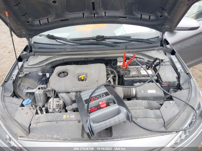 2019 HYUNDAI ELANTRA SE - 5NPD74LF1KH402541