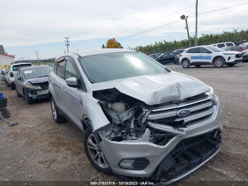 2017 FORD ESCAPE SE - 1FMCU9GD1HUA08445