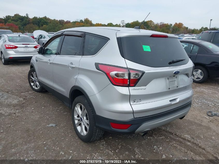 2017 FORD ESCAPE SE - 1FMCU9GD1HUA08445