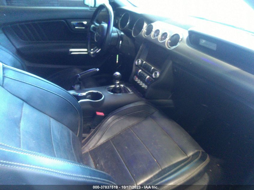 1FATP8UH3F5367869 2015 FORD MUSTANG, photo no. 5