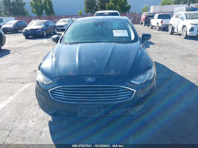 3FA6P0HD1LR189619 Ford Fusion SE 12